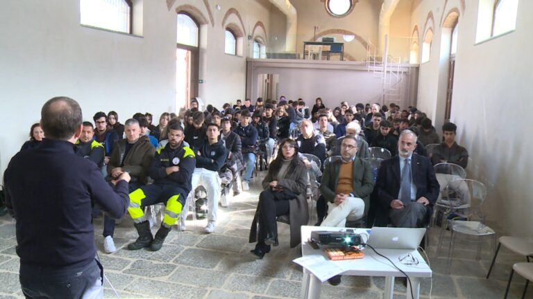 Capo d’Orlando: convegno su rischi e prevenzione degli incendi ed eventi catastrofici – VIDEO