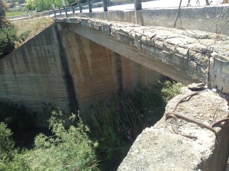 A19 ponte sul Torrente Barratina