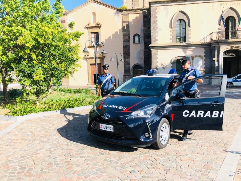 Carabinieri Lipari - 1