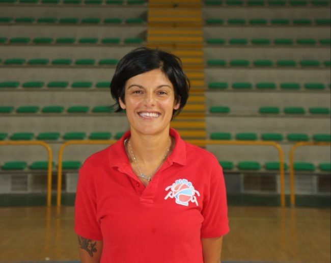 Coach Mara Buzzanca