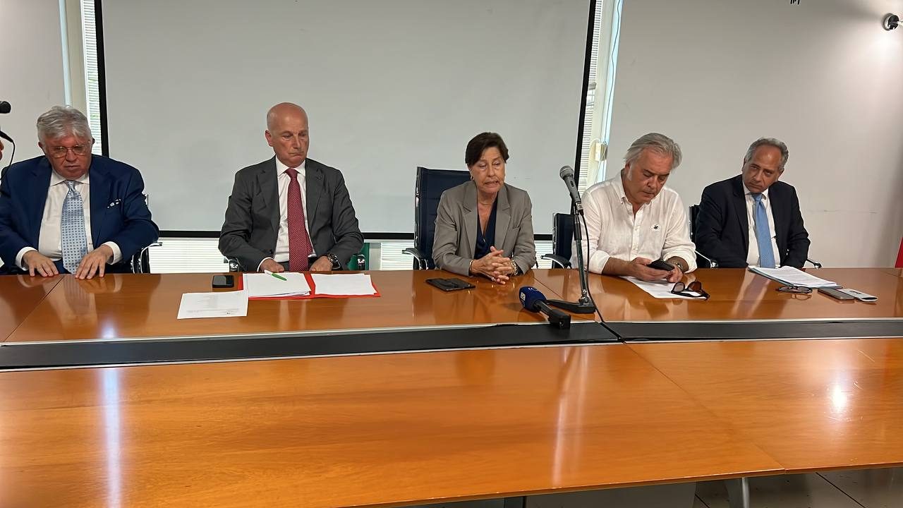 Conferenza stampa su relazioni ispettive a Ospedale di Patti e ospedale Civico 2