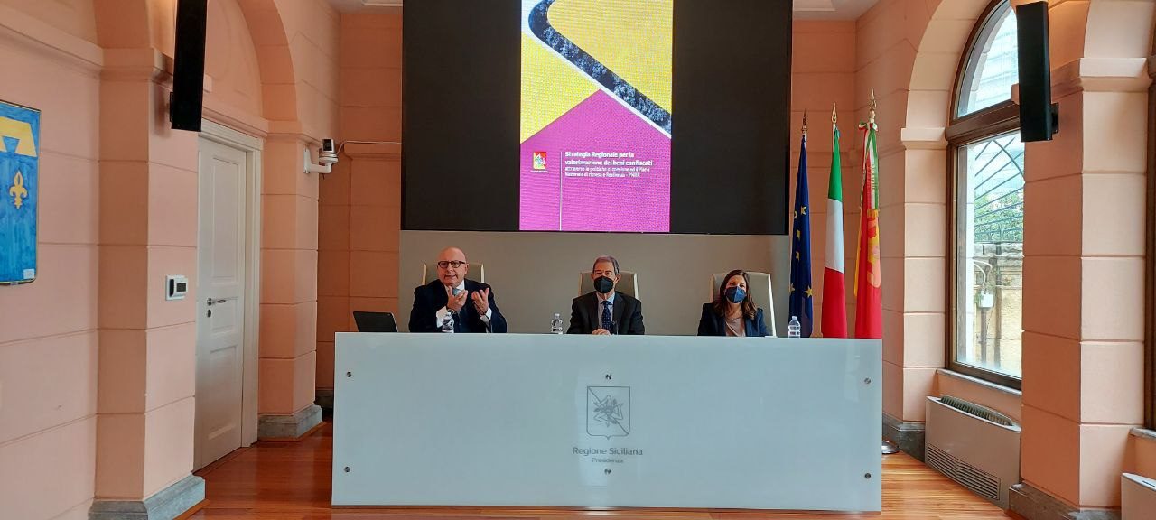 Conferenza stampa sulla strategia regionale per la valorizzazione dei beni confiscati