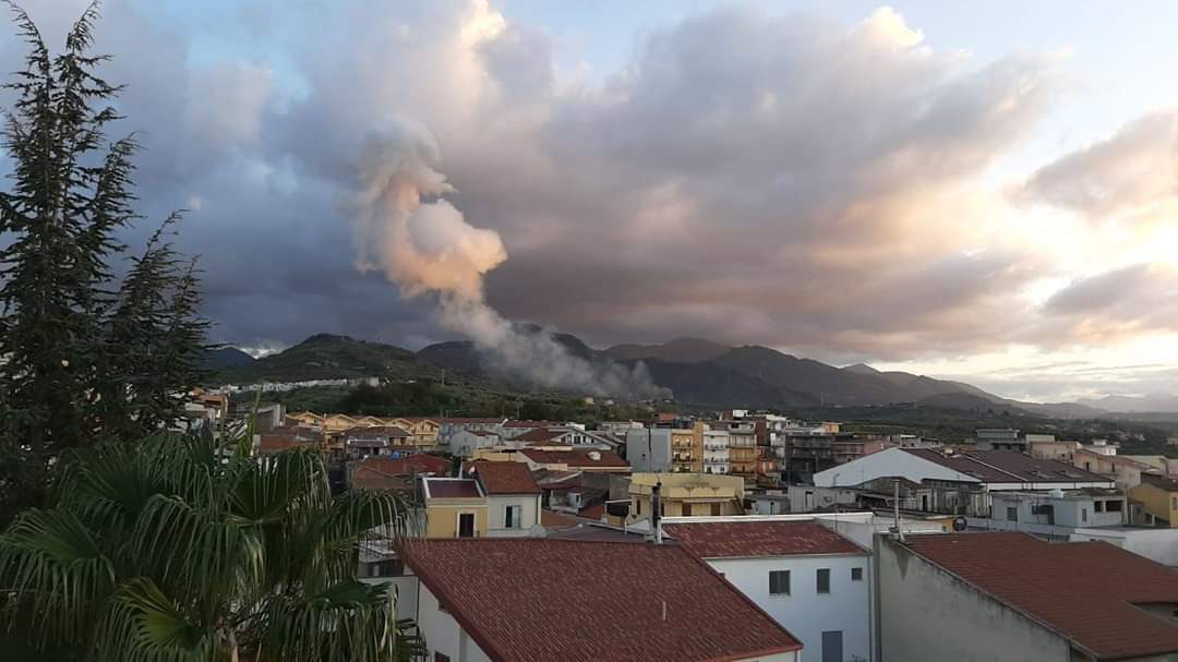 L'esplosione vista da lontano