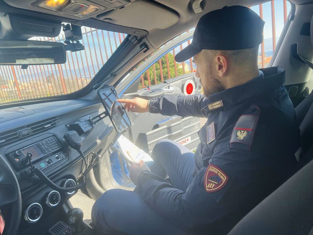 Foto Volante controllo di polizia