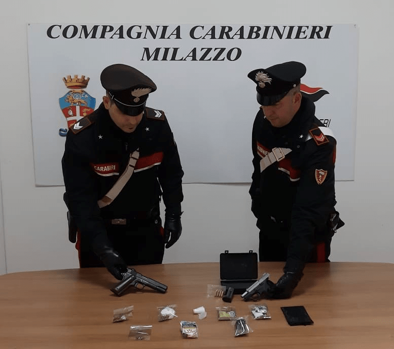 Foto armi sequestrate CC Milazzo-min