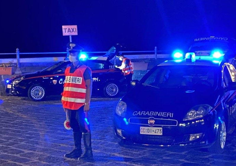 carabinieri notte Villafranca