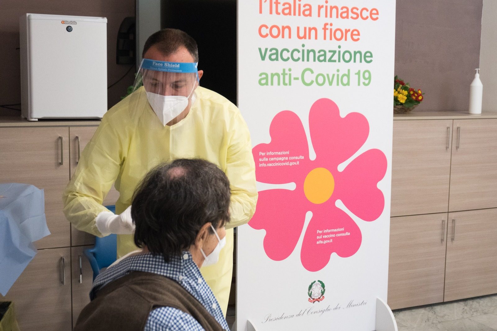 Vaccinazioni anti covid campagna vaccinale (10)