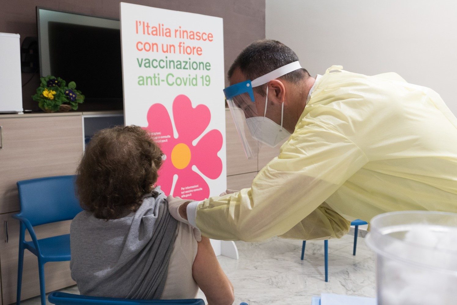 Vaccinazioni anti covid campagna vaccinale (4)