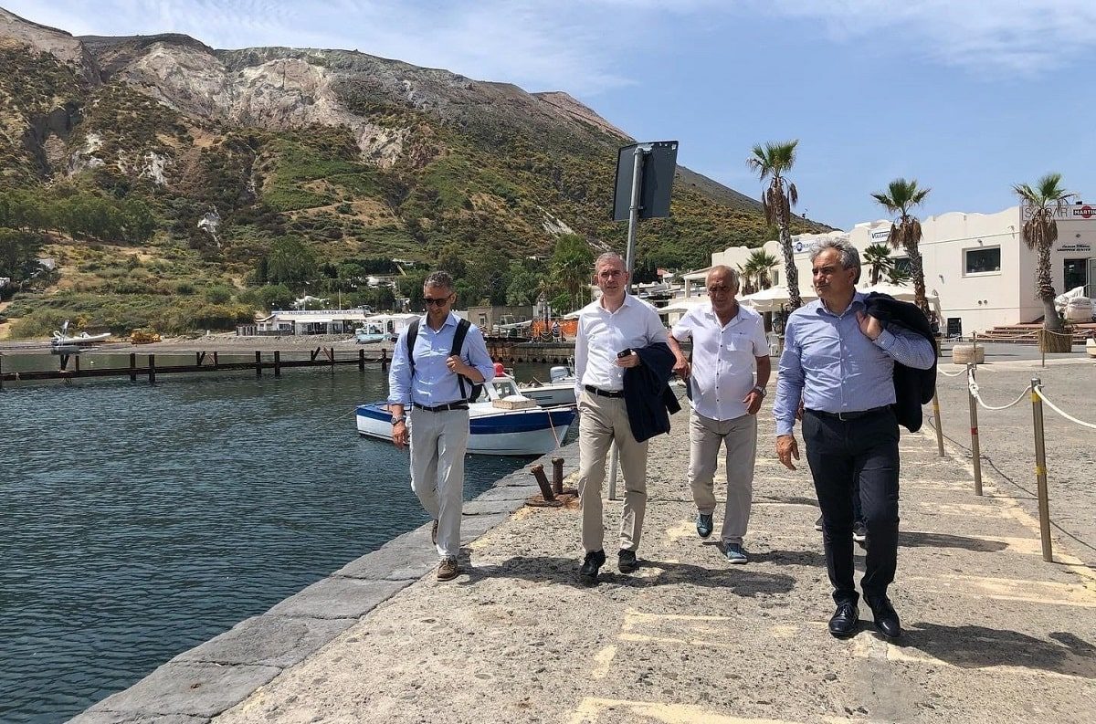 Visita dell'assessore Falcone alle isole Eolie 2-min-min-min