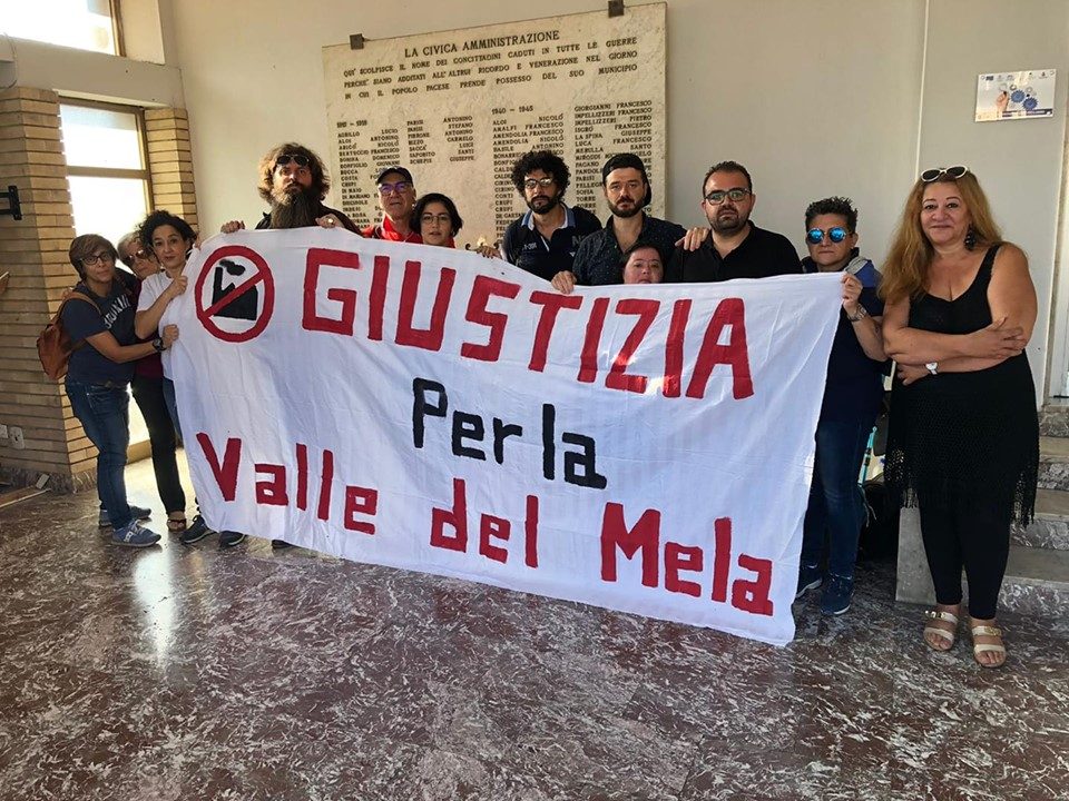 La sede Municipale occupata dagli ambientalisti