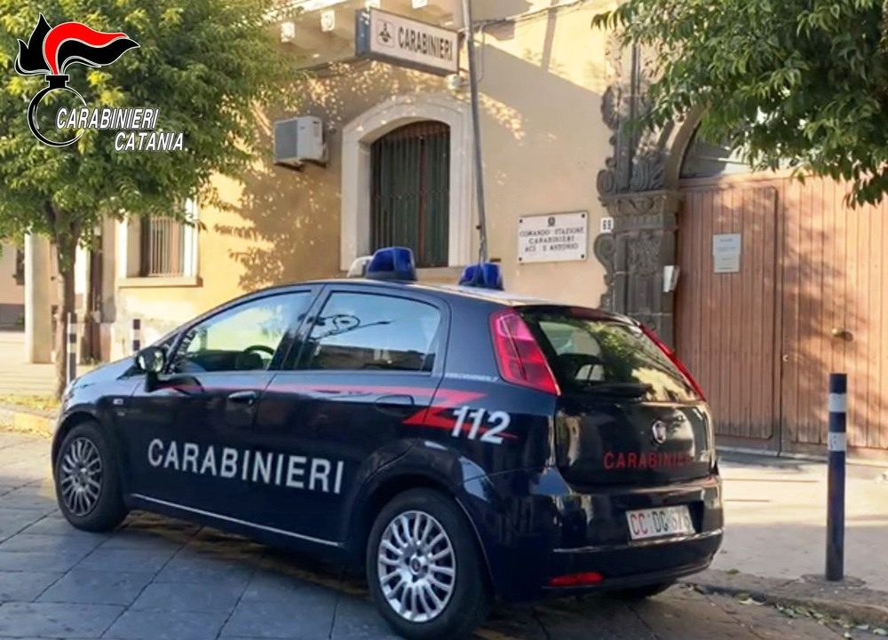 carabinieri aci sant'antonio