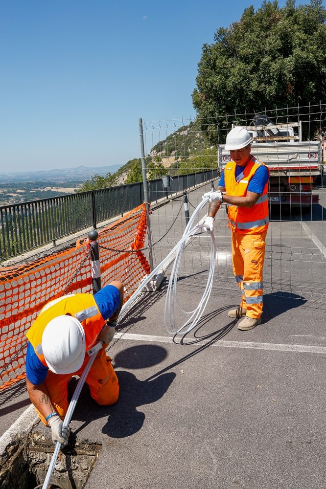 fibra ottica gioiosa