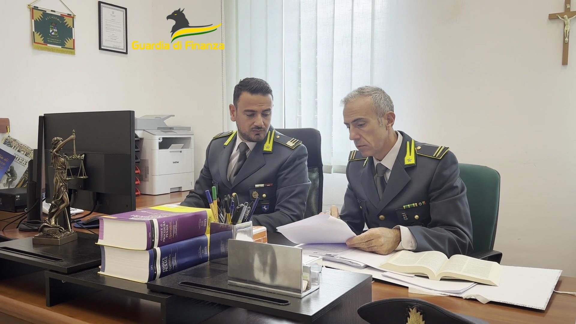 guardia di finanza napoli