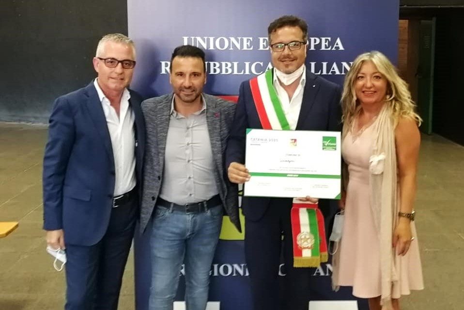 musca sinagra premiato comune virtuoso