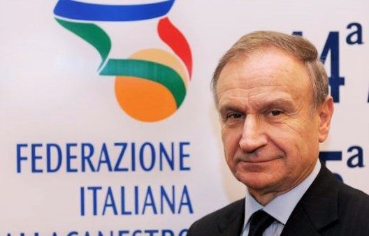 Il Presidente della Federazione Italiana Pallacanestro, Gianni Petrucci