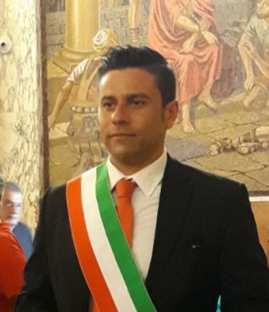 sindaco enzo crisà