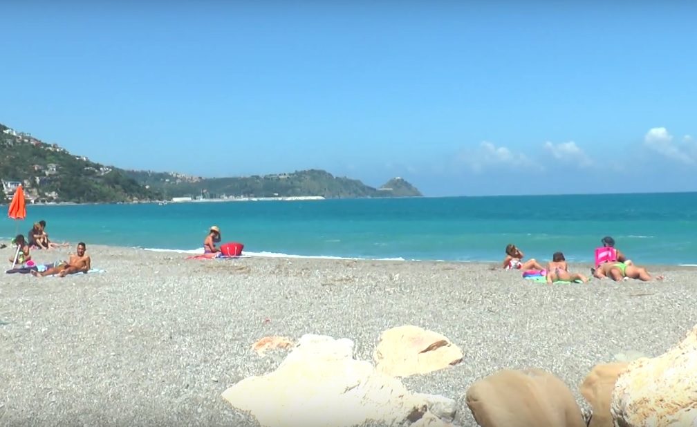 spiaggia ponte naso